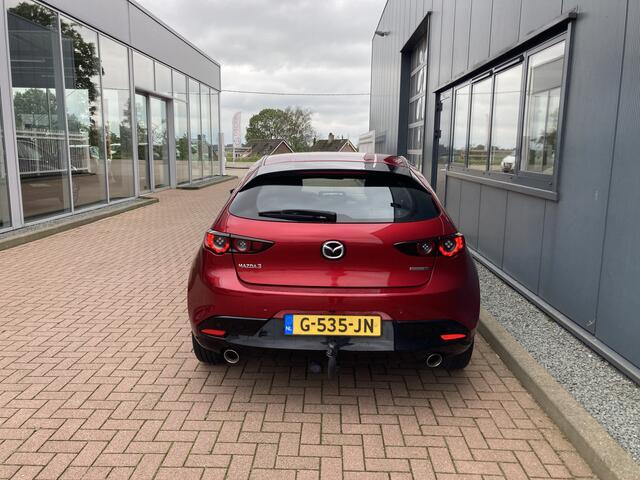 Mazda 3 2.0 M Hybrid 180pk Comfort met Bose LEDER/KEYLESS/CAMERA/CARPLAY/PDC/AFN.TREKHAAK