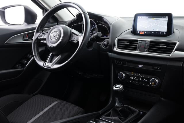 Mazda 3 2.0 SkyActiv-G 120 TS+ | NAVIGATIE | 18 INCH LM | DODEHOEK DETECTIE | CRUISE CONTOL | CLIMATE CONBTROL | VERWARMDE STOELEN |16 INCH LM | NED AUTO |