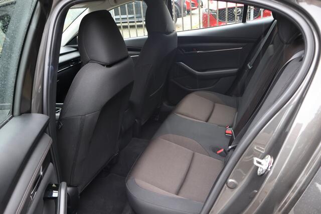 Mazda 3 2.0 e-SkyActiv-X M Hybrid 180 Comfort met Bose en 18'' | Trekhaak |