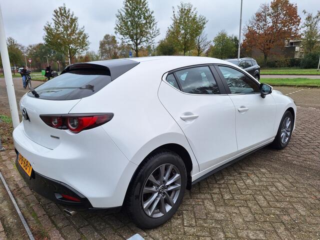 Mazda 3 2.0 e-SkyActiv-G M Hybrid 122