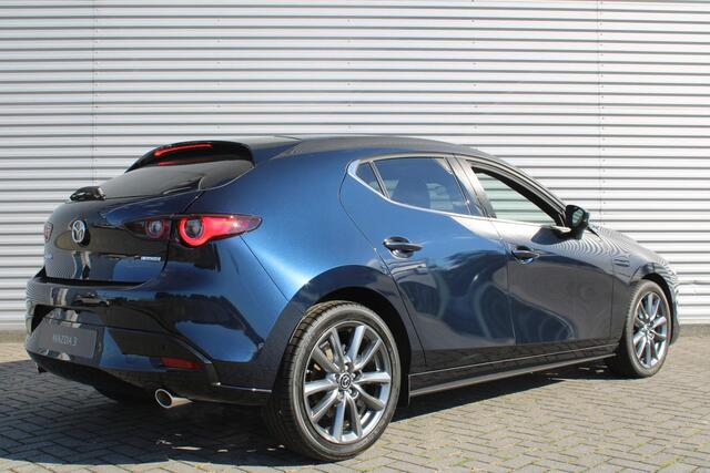 Mazda 3 2.0 e-SkyActiv-G 122PK 6MT Exclusive-line | Black Comfort Pack | Driver Assistance & Sound Pack | Design Pack | Hoge Korting | Uit voorraad leverbaar | Private Lease vanaf ¤469,- per maand |