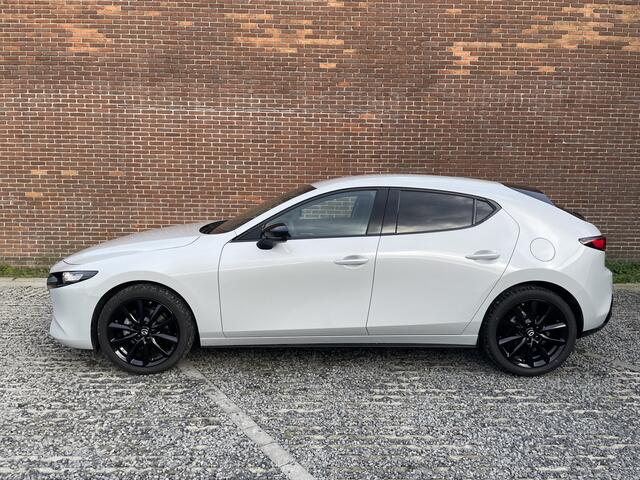 Mazda 3 2.5 e-SkyActiv-G 140 M Hybrid 140 Homura