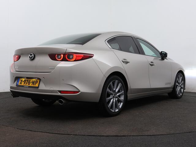 Mazda 3 2.0 e-SkyActiv-G M Hybrid 122 Luxury