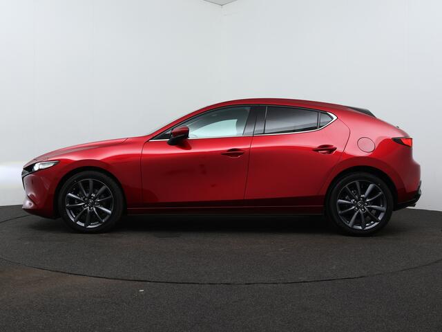 Mazda 3 2.5 e-SkyActiv-G M Hybrid 140 Takumi | Incl. ¤ 3.500,- Instapvoordeel | Direct uit voorraad leverbaar in verschillende kleuren en uitvoeringen