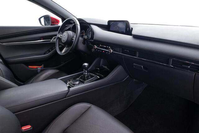 Mazda 3 2.0 e-SkyActiv-X M Hybrid 186 Luxury LEDER | Bose AUDIO | HEAD-UP DISPLAY | CAMERA | Bijna ALS NIEUW | PRACHTIGE AUTO!
