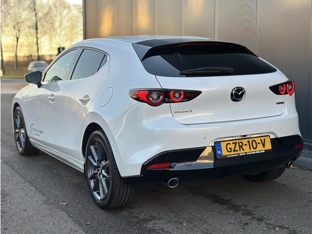 Mazda 3 2.5 e-SkyActiv-G Exclusive-line