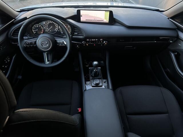 Mazda 3 2.5 e-SkyActiv-G Exclusive-line