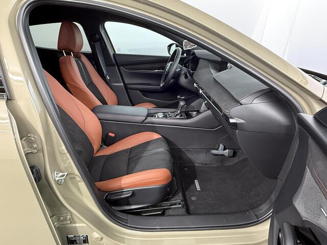 Mazda 3 2.5 e-SkyActiv-G M Hybrid 140 Nagisa / Dealer demo / Aero pack / Automaat