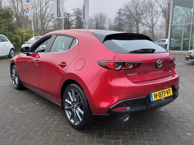 Mazda 3 2.0 e-SkyActiv-X M Hybrid 180pk Comfort | BOSE Sound | Navi | Apple Carplay+Android Auto | Clima | Adap. Cruise | Head-Up | Keyless Entry | Pdc V+A+Camera | Stuur+Stoelverwarming | 18''lm
