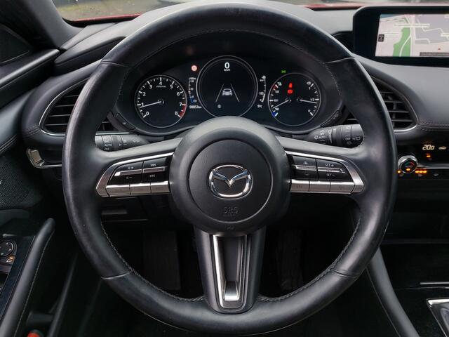 Mazda 3 2.0 e-SkyActiv-X M Hybrid 180pk Comfort | BOSE Sound | Navi | Apple Carplay+Android Auto | Clima | Adap. Cruise | Head-Up | Keyless Entry | Pdc V+A+Camera | Stuur+Stoelverwarming | 18''lm