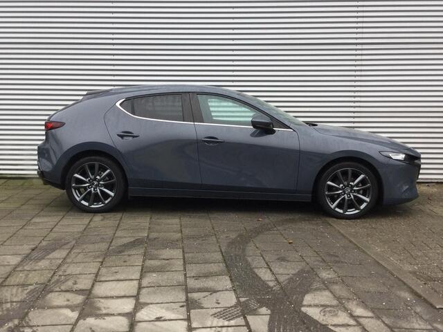 Mazda 3 2.0 e-SkyActiv-G M Hybrid 122 Comfort met Bose | Leder | Camera | Dealer onderhouden |