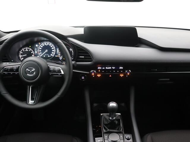 Mazda 3 2.0 e-SkyActiv-X M Hybrid 186 Centre-line | Parkeersensoren | LM velgen | Stoel en stuurwiel verwarmd |