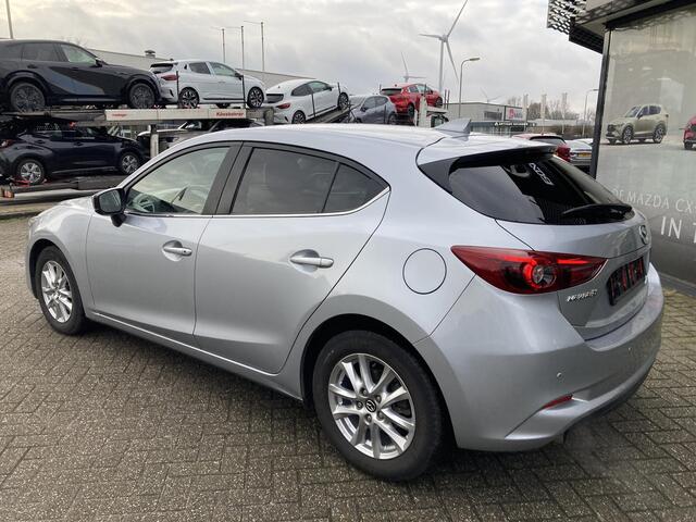 Mazda 3 HB 2.0 SkyActiv-G 120 TS+ , Automaat, Trekhaak, Navi, Cruise, Clima, LMV 16 Inch, PDC, Stuur/Stoelverwarming