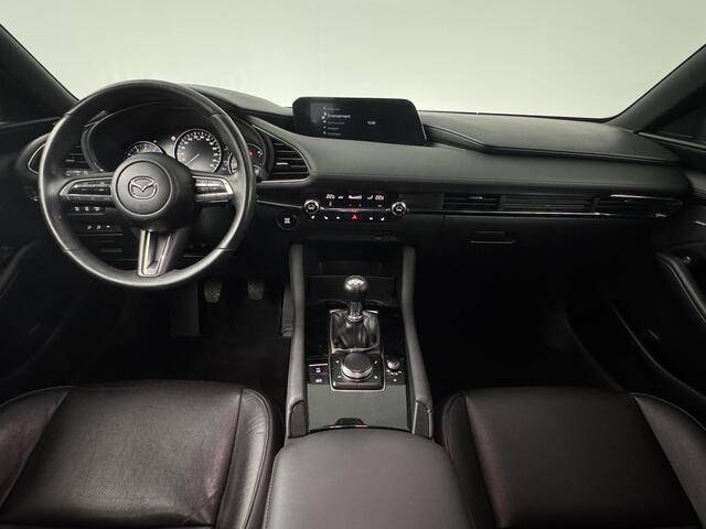 Mazda 3 2.0 e-SkyActiv-X M Hybrid 180 Comfort | BOSE-audiosysteem | Lederen Bekleding | Stoel/stuurverwarming | All-season banden
