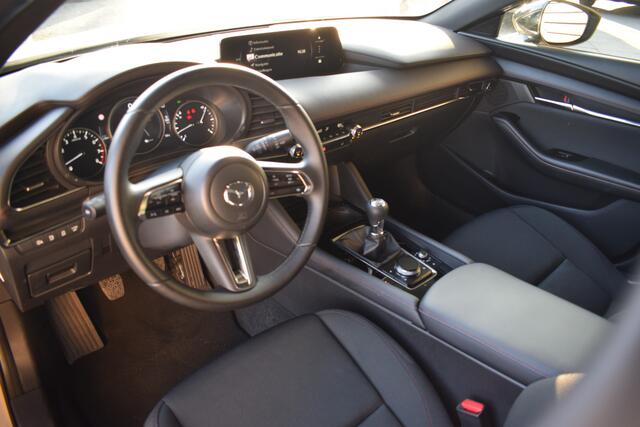 Mazda 3 2.5 e-SkyActiv-G M Hybrid 140 Homura