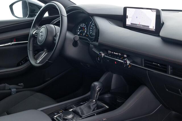 Mazda 3 2.0 e-SkyActiv-G M Hybrid 150 Homura | AUTOMAAT | APPLE CARPLAY | 18 INCH | DODEHOEK DETECTIE | ACHTERUITRIJCAMERA | HEAD UP | NED AUTO | * 6 JAAR FABRIEKSGARANTIE |