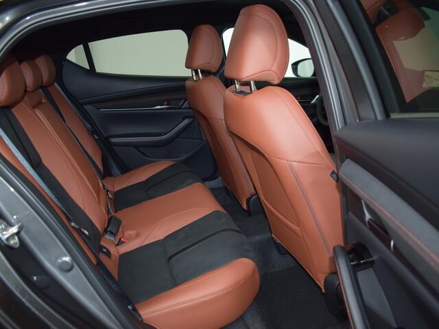 Mazda 3 186PK Automaat Nagisa Leder/Alcantara *DEMO*