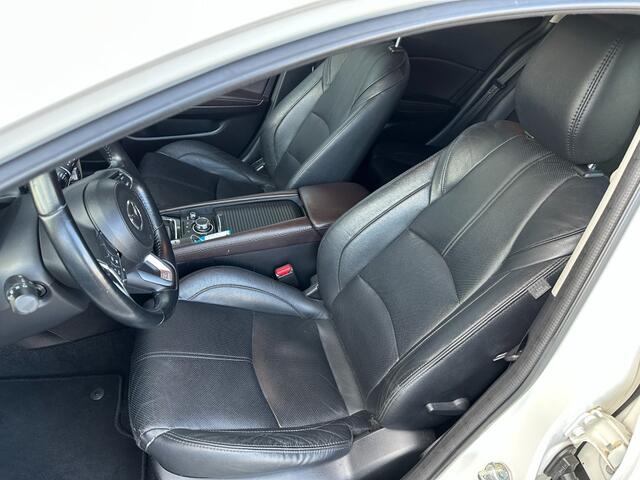 Mazda 3 2.0 S.A. 120 S.L. GT CAMERA. STUURVERWARMING. LEER. STOELVERW. A