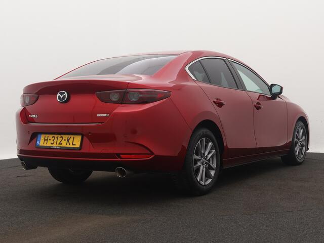 Mazda 3 2.0 e-SkyActiv-X M Hybrid 180 Comfort | BOSE Audio | Navigatie | Camera | Leder | LM velgen | Stuur-/Stoelverwarming | Dodehoek Ass. | Head-up Display | Stoelgeheugen |