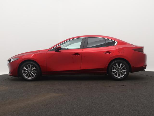 Mazda 3 2.0 e-SkyActiv-X M Hybrid 180 Comfort | BOSE Audio | Navigatie | Camera | Leder | LM velgen | Stuur-/Stoelverwarming | Dodehoek Ass. | Head-up Display | Stoelgeheugen |
