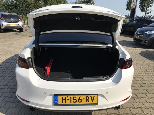 Mazda 3 2.0 e-SkyActiv-X M Hybrid 180 Comfort met Bose