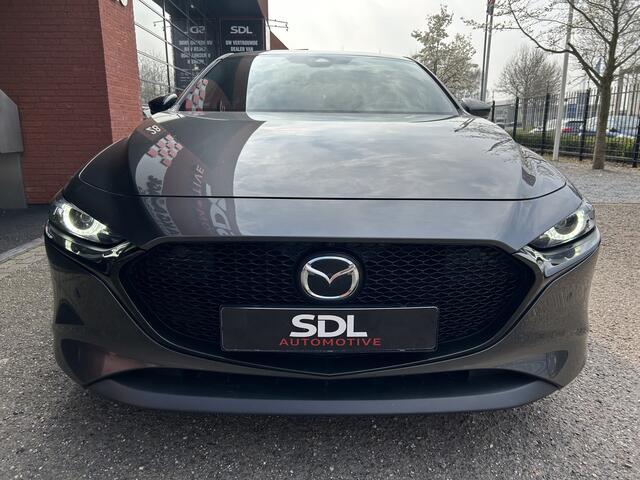 Mazda 3 2.0 e-SkyActiv-G M Hybrid 122 Luxury // FULL LED // NAVI + CARPLAY // ADAPTIV CRUISE // PDC // 360 CAMERA // BOSE AUDIO