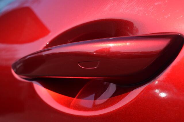 Mazda 3 2.0 e-SkyActiv-X M Hybrid 180 Comfort met Bose