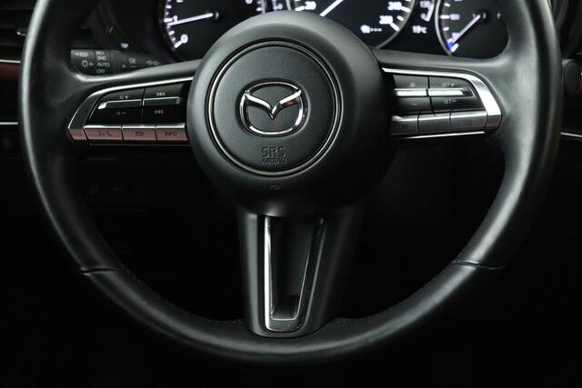 Mazda 3 2.0 SkyActiv-X Luxury | Head-Up | Leder | Stoel & stuurverwarming | BOSE Sound | Carplay | Adaptive cruise | Camera | Memory | Navigatie | Full LED | Keyless