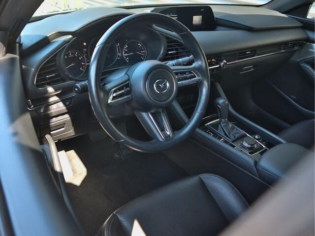 Mazda 3 2.0 e-SkyActiv-G M Hybrid 150 Homura Navi+BT Leder+stoelverw. ECC-Airco LED Cr.Control PDC Smartkey 18"LMV
