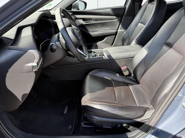 Mazda 3 2.0 e-SkyActiv-G M Hybrid 122 Comfort met Bose / Cruise Control /Automatische airco/ Dodehoek detectie/ LED koplampen/ Navigatie