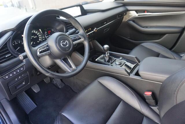 Mazda 3 2.0 e-SkyActiv-X M Hybrid 180PK Luxury/Leer/ 18Inch/Bose/Head-Up.