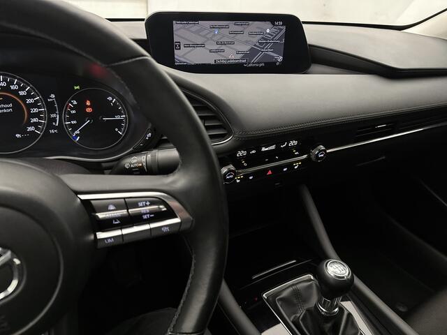 Mazda 3 2.0 e-SkyActiv-X M Hybrid 180 Comfort met Bose | Head-up Display | 18 Inch Lichtmetaal | Stoel en stuurverwarming |