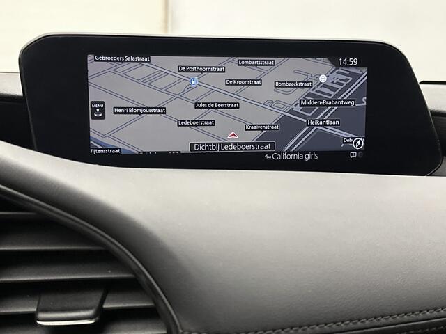 Mazda 3 2.0 e-SkyActiv-X M Hybrid 180 Comfort met Bose | Head-up Display | 18 Inch Lichtmetaal | Stoel en stuurverwarming |