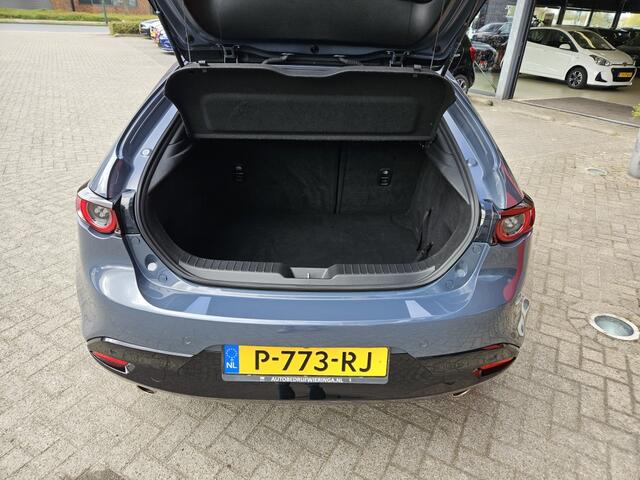 Mazda 3 2.0 SA-G Comf. Bose