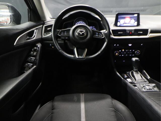 Mazda 3 2.0 SkyActiv-G 120 SkyLease GT [APPLE CARPLAY, PDC V+A, STOEL- EN STUURVERWARMING, CRUISE CONTROL, CLIMATE CONTROL, NAVIGATIE, NIEUWSTAAT]