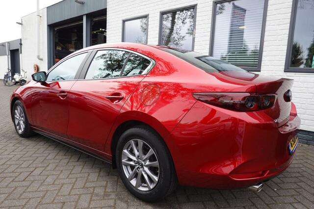 Mazda 3 2.0 Mild Hybrid COMF. BOSE Head-up Leder ZEER Fraai