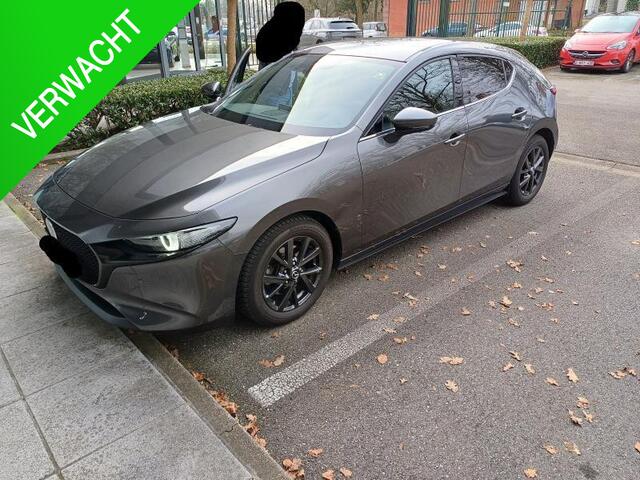 Mazda 3 2.0 e-SkyActiv-G M Hybrid 122 Comfort met Bose | Trekhaak, Parkeersensoren V+A, 360° Camera, Privacy Glass, Climate & Cruise Control, zeer luxe!