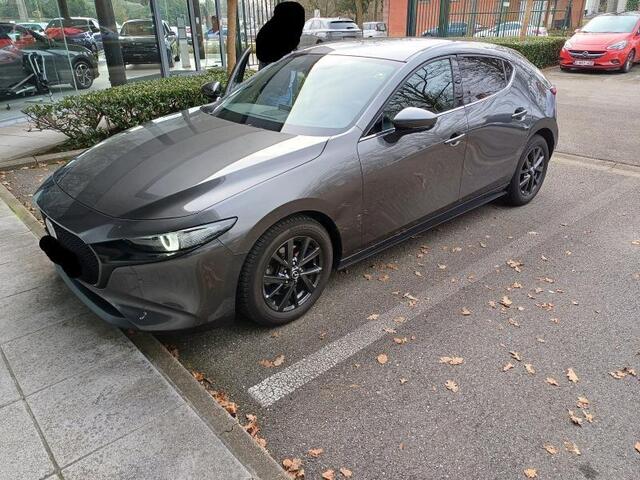 Mazda 3 2.0 e-SkyActiv-G M Hybrid 122 Comfort met Bose | Trekhaak, Parkeersensoren V+A, 360° Camera, Privacy Glass, Climate & Cruise Control, zeer luxe!