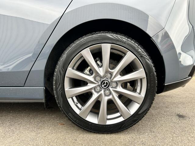 Mazda 3 2.0 SkyActiv-X 180pk Luxury / afneembare trekhaak