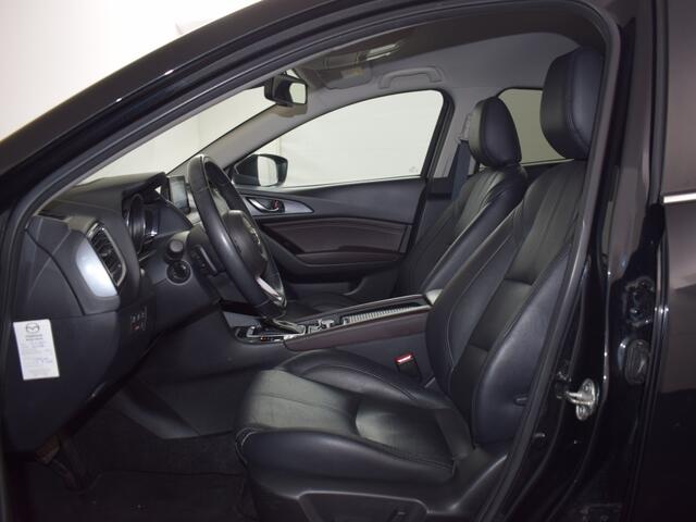 Mazda 3 2.0 GT-M AUTOMAAT LEER NAVI 18"LMV CAMERA