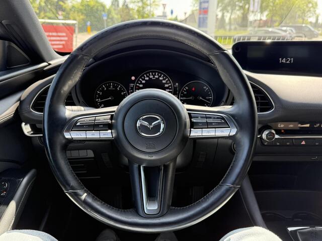 Mazda 3 2.0 e-SkyActiv-G M Hybrid 122 Comfort | 360 CAMERA | NAVIGATIE | STOELVERWARMING |