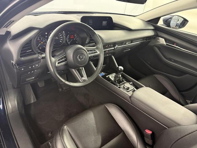 Mazda 3 2.0 e-SkyActiv-X M Hybrid 180 Comfort met Bose / Sedan / NL auto / BTW auto / Dealer Onderhouden / Leder / Navi / Bose