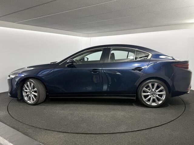Mazda 3 2.0 e-SkyActiv-X M Hybrid 180 Comfort met Bose / Sedan / NL auto / BTW auto / Dealer Onderhouden / Leder / Navi / Bose