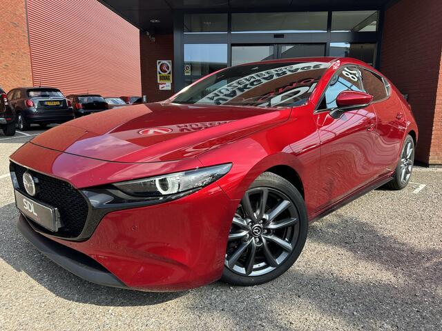 Mazda 3 2.0 e-SkyActiv-G M Hybrid 122 Luxury // FULL LED // NAVI + CARPLAY // 360 CAMERA + SENSOREN // BOSE AUDIO // HUD // ADAPTIV CRUISE