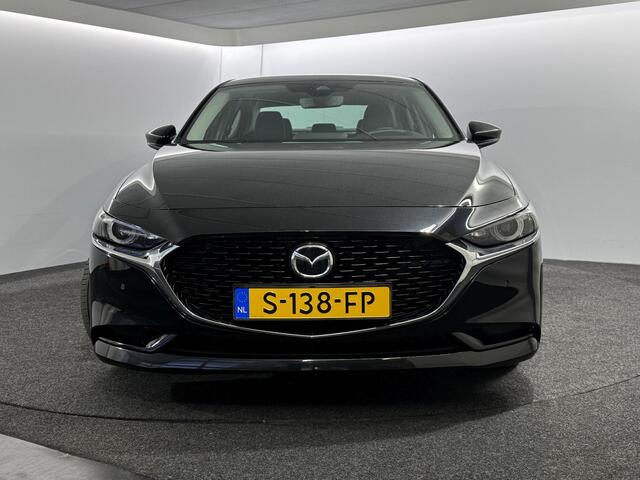 Mazda 3 2.0 e-SkyActiv-G M Hybrid Sedan Luxury / 1e eig / NL auto / Leder / Bose / Navigatie / Sedan