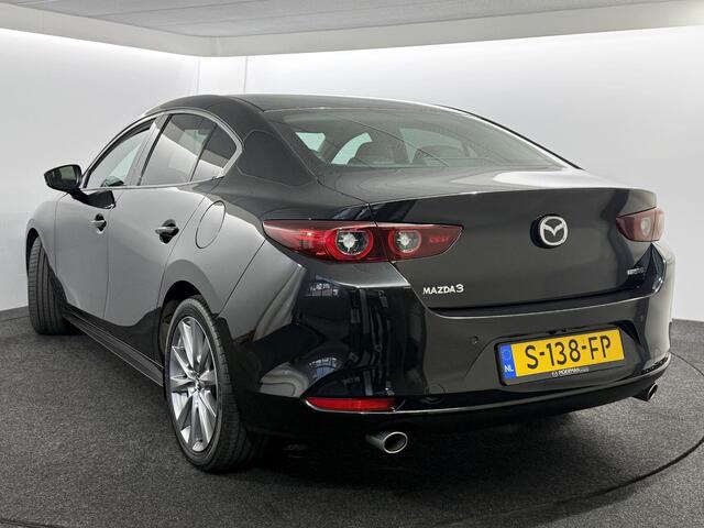 Mazda 3 2.0 e-SkyActiv-G M Hybrid Sedan Luxury / 1e eig / NL auto / Leder / Bose / Navigatie / Sedan