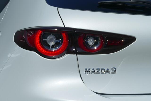 Mazda 3 2.0 e-SkyActiv-G M Hybrid 150 Homura