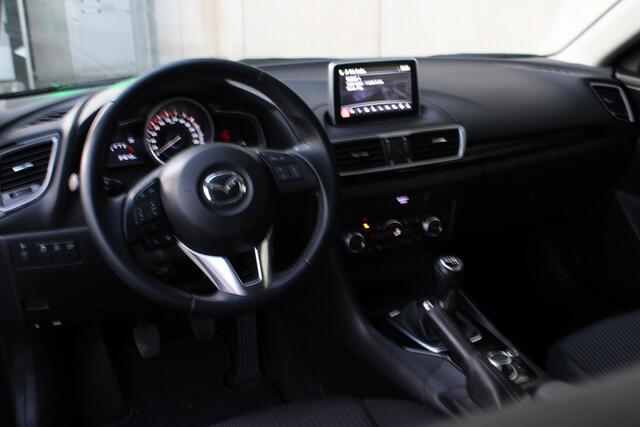 Mazda 3 1.5 SkyActiv-G 100 TS / 18 INCH LM VELGEN / CRUISE / TREKHAAK