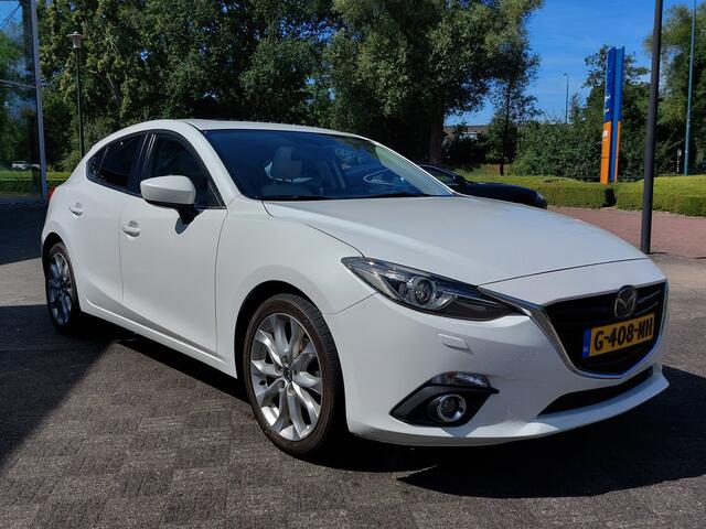Mazda 3 2.0 SkyActiv-G 165pk Automaat GT-M 5-Deurs | Navi | BOSE Sound | Bi-Xenon | Adap.Cruise | Clima | Leder+Elek.Verstel | Keyless Entry | Schuifdak | Dodehoek+Regensensor | Pdc+Camera | 18''lm