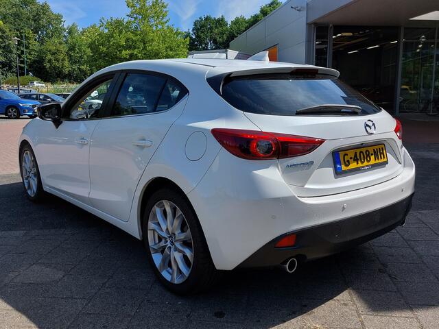Mazda 3 2.0 SkyActiv-G 165pk Automaat GT-M 5-Deurs | Navi | BOSE Sound | Bi-Xenon | Adap.Cruise | Clima | Leder+Elek.Verstel | Keyless Entry | Schuifdak | Dodehoek+Regensensor | Pdc+Camera | 18''lm